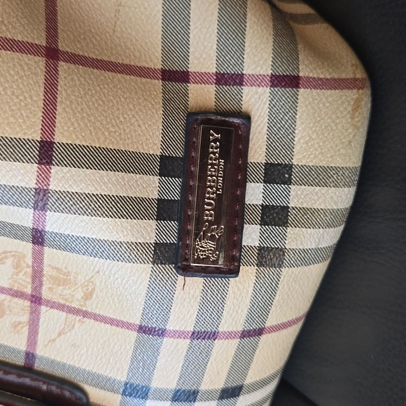 Vintage Burberry Handbag - EUC - Picture 4 of 8